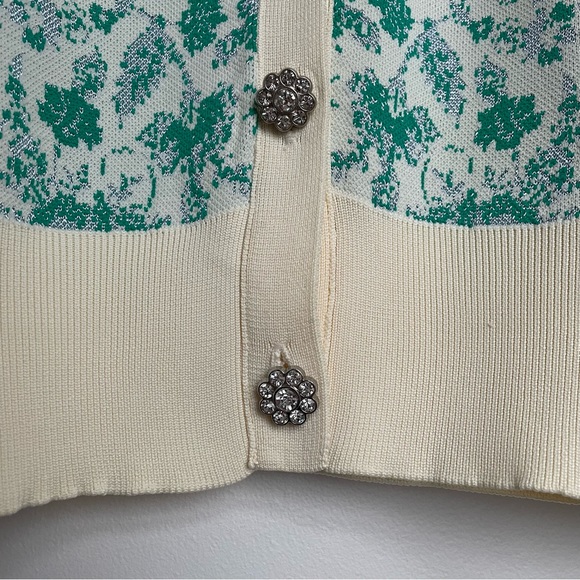 NWOT. Cropped floral cardigan with rhinestone floral buttons - Picture 4 of 4
